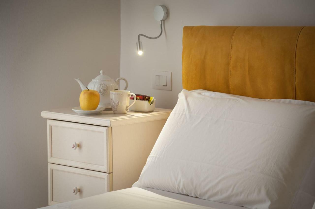B&B Donnantonietta - Nobile Dimora Мінервіно-ді-Лечче Екстер'єр фото