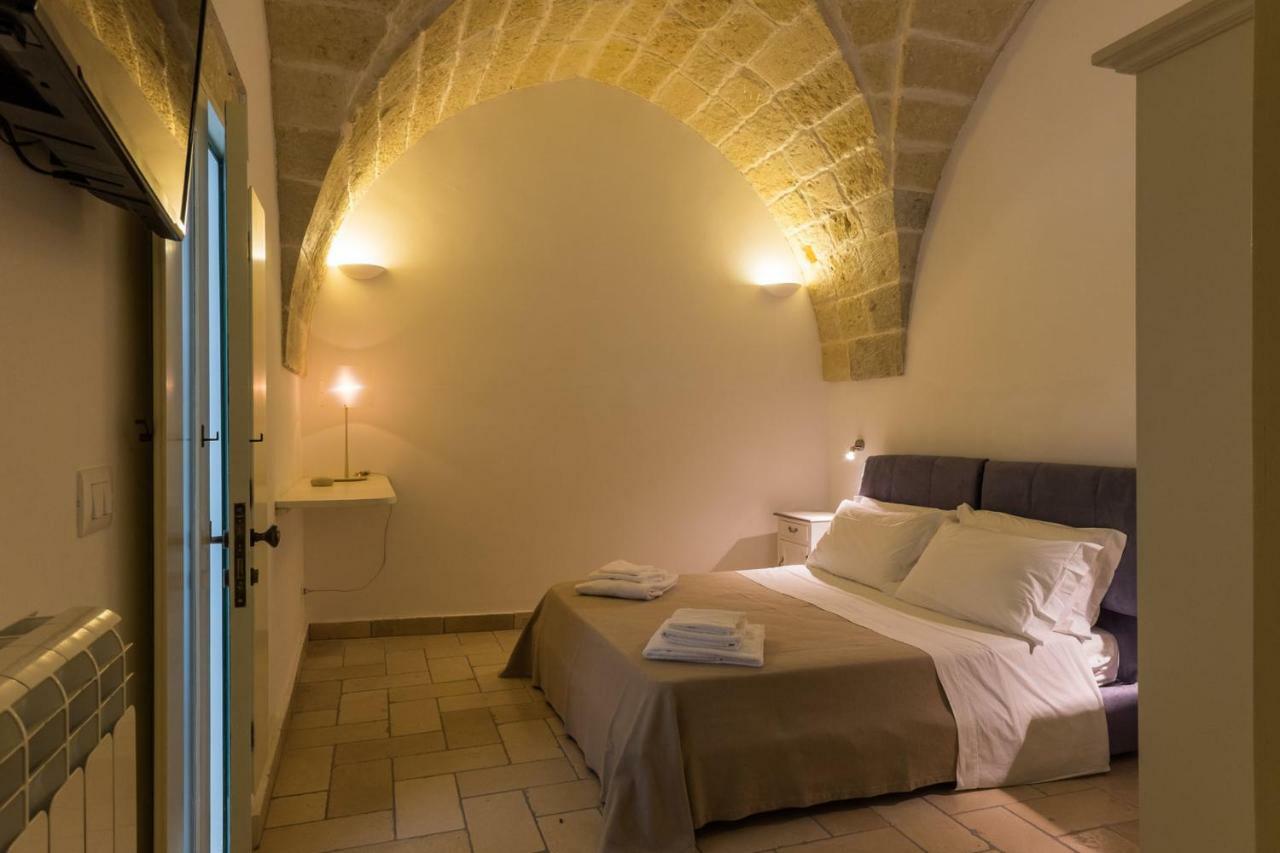 B&B Donnantonietta - Nobile Dimora Мінервіно-ді-Лечче Екстер'єр фото