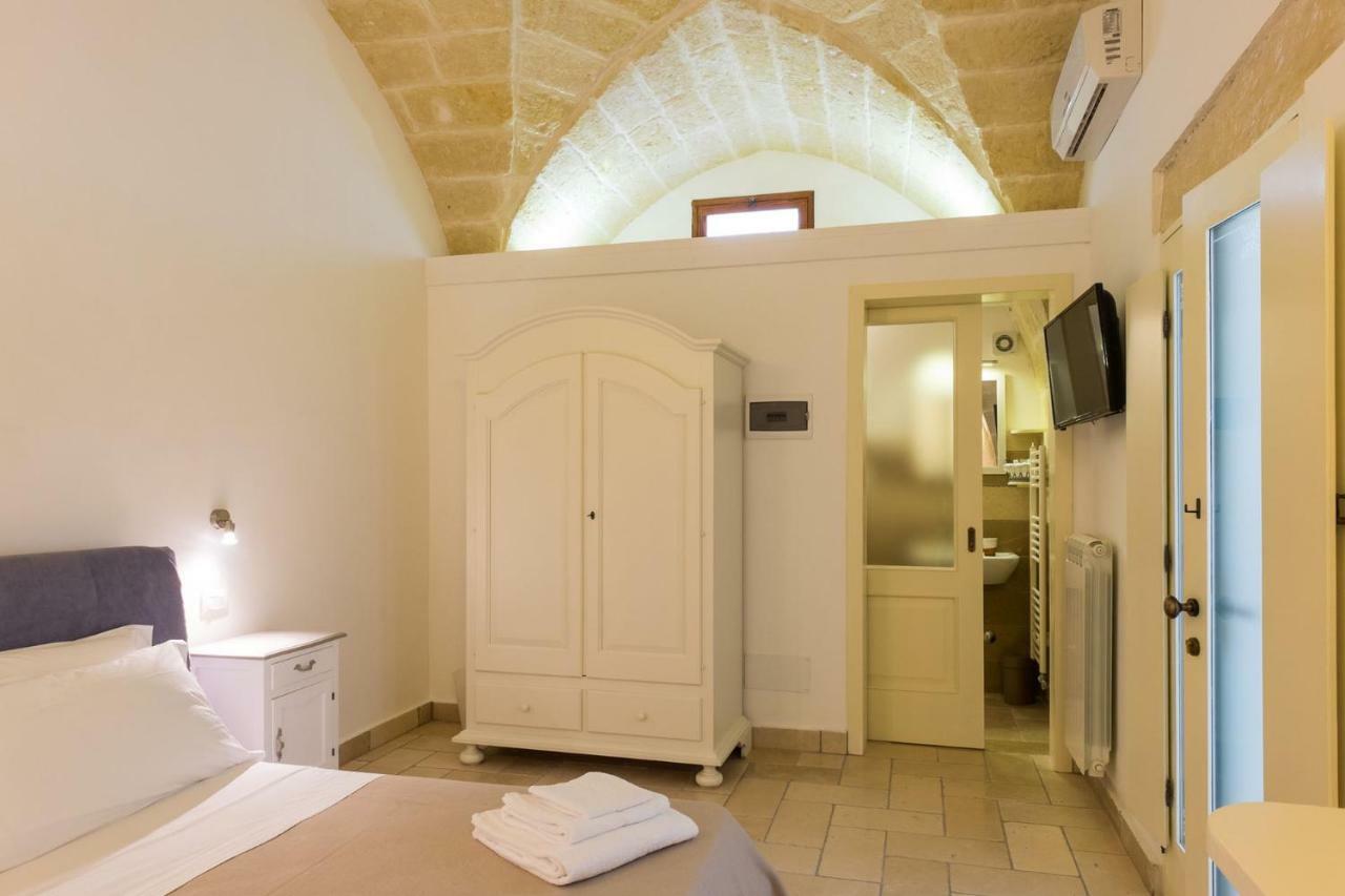 B&B Donnantonietta - Nobile Dimora Мінервіно-ді-Лечче Екстер'єр фото