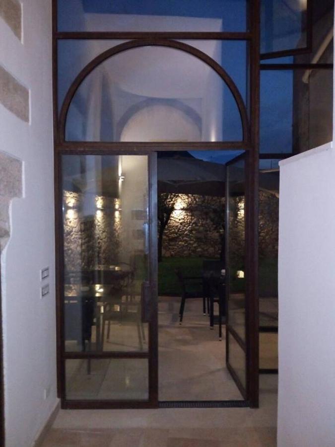 B&B Donnantonietta - Nobile Dimora Мінервіно-ді-Лечче Екстер'єр фото